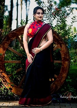 Ester Noronha image 3 of 4
