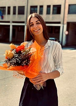 Ester Serafini image 1 of 3