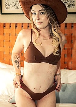Esther Cluff image 1 of 3