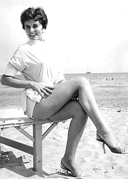 Eunice Gayson image 3 of 3