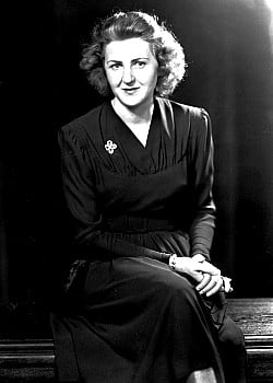 Eva Anna Paula