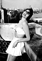 Eva Bartok profile photo