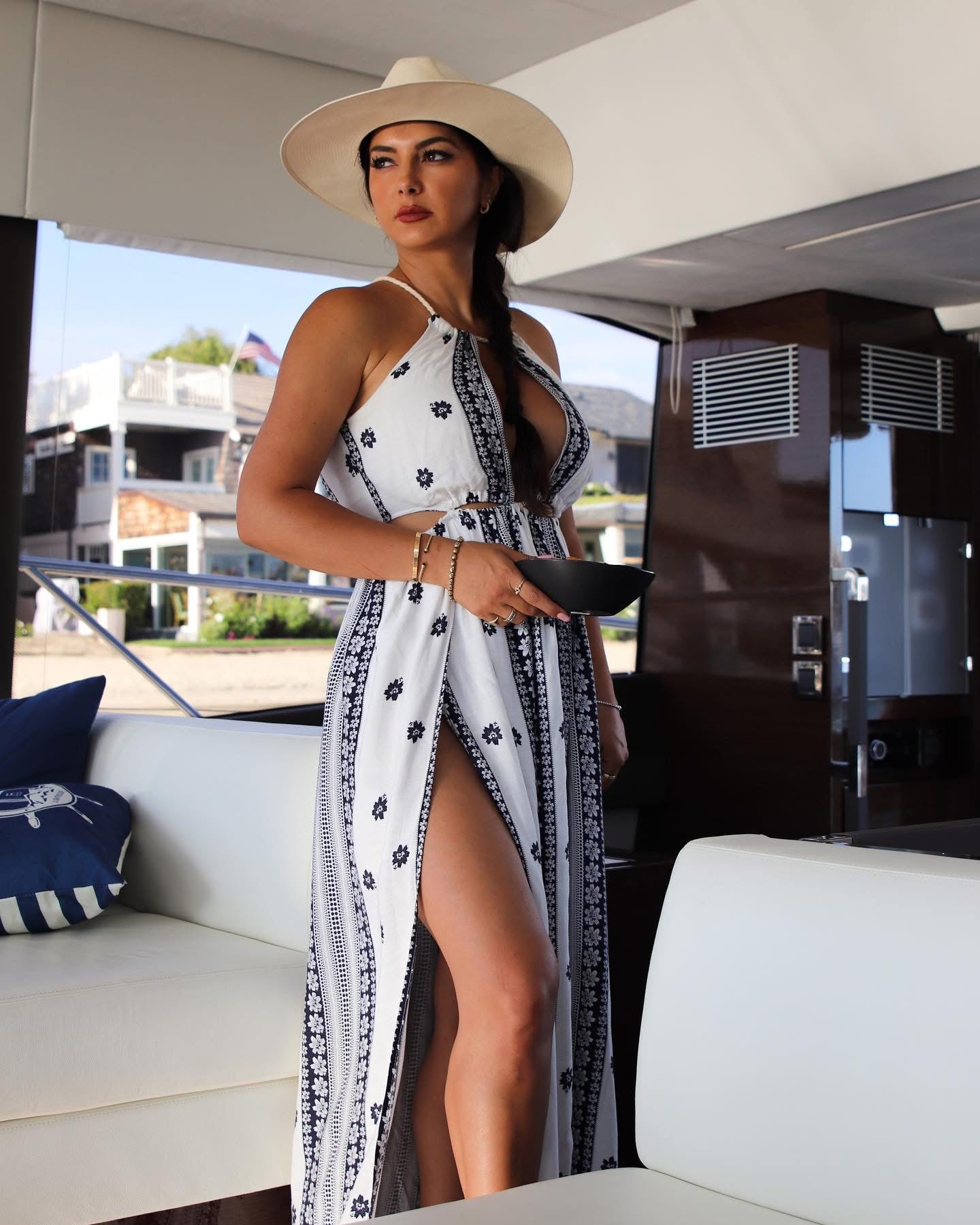 A stunning woman caught unaware