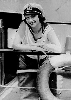 Eva Szaplonczay image 1 of 1