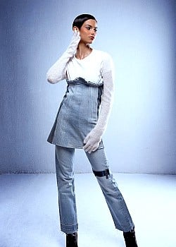 Eve Gilles image 2 of 4