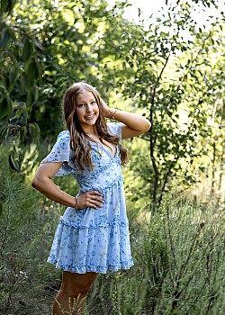 Evey Lowe image 2 of 2