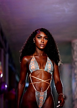 Eveyeva image 4 of 4