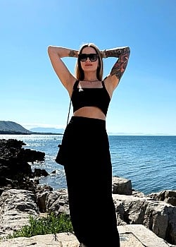 Ewelina Lisowska image 2 of 3