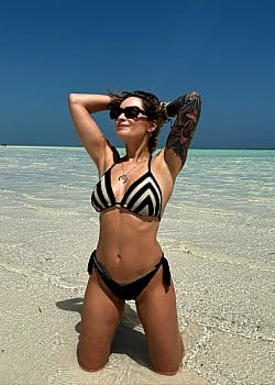 Ewelina Lisowska image 3 of 3