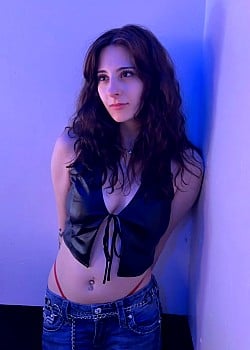 Faith Arini image 2 of 4