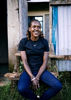 Faith Kipyegon image 2 of 3
