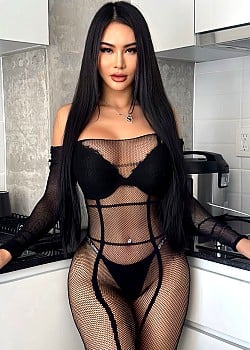 Fanny Chen image 4 of 4