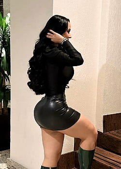 Fanny Lopez image 4 of 4