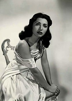 Fatemeh Pahlavi image 2 of 2