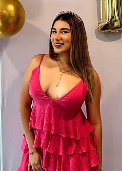 Favianna Vela image 2 of 4