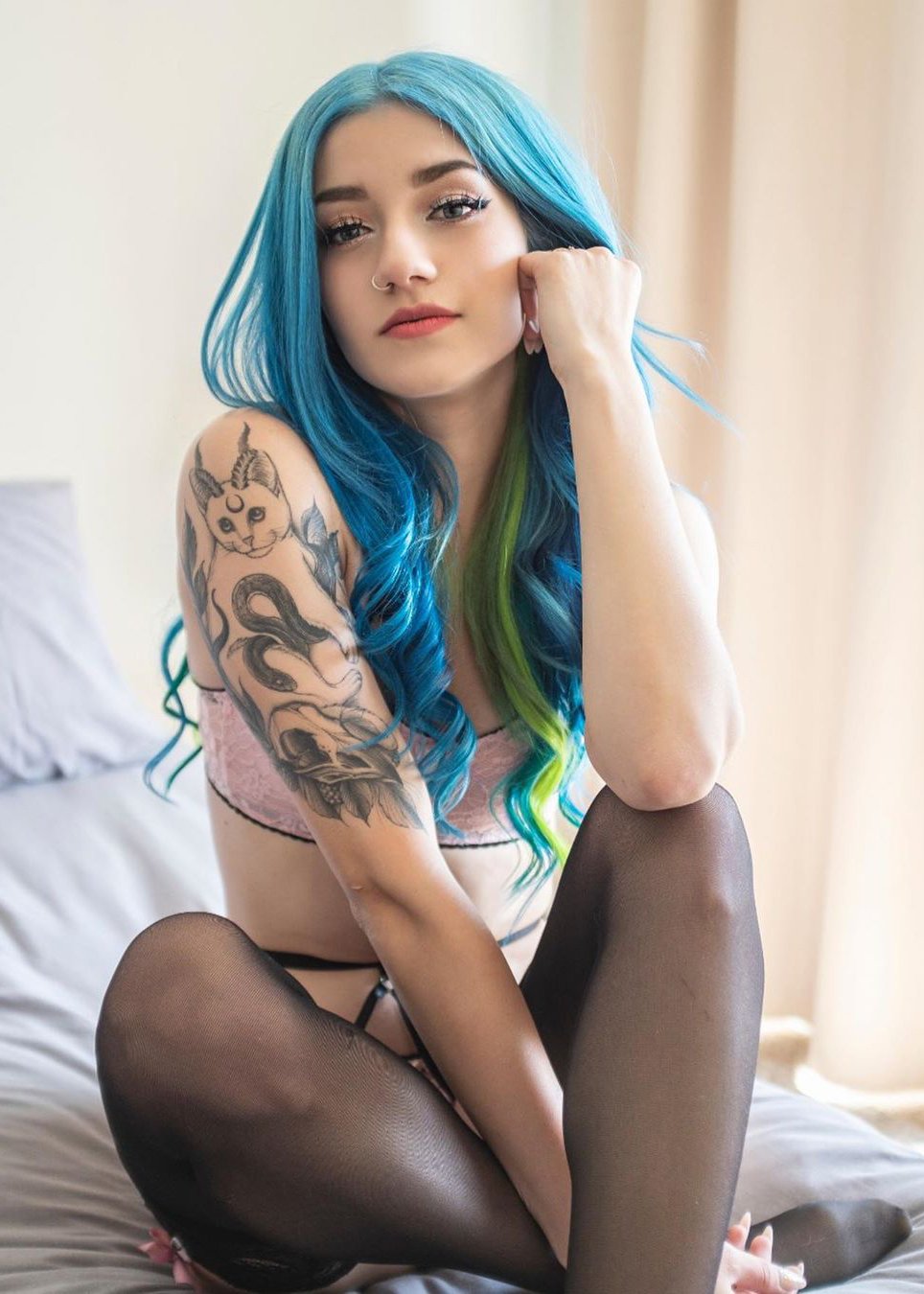 Suicide Girl Free Gallery