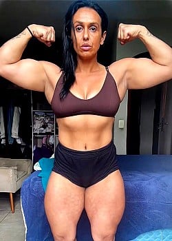 Fernanda Diniz image 2 of 4