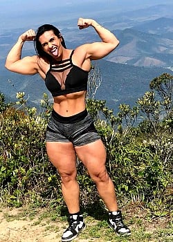 Fernanda Diniz image 3 of 4