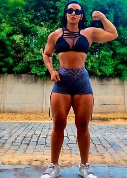 Fernanda Diniz image 1 of 1