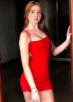 Fernanda Hanzen image 3 of 4