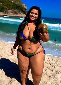 Fernanda Oliveira image 1 of 1