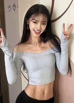 Fiona Xue image 1 of 4