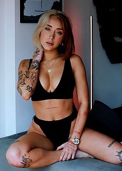 Fiorella Acosta image 1 of 4