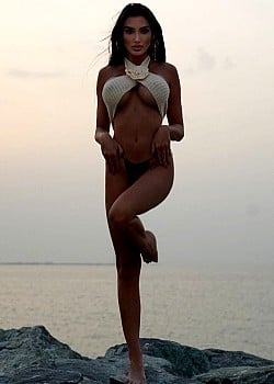 Flavia De Vivo image 1 of 1