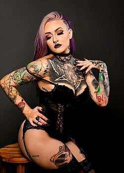 Flavia Esch image 2 of 2