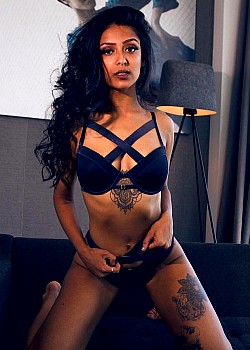 Flik Renee image 4 of 4