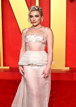 Florence Pugh image 2 of 4