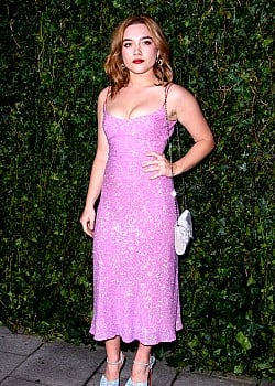 Florence Pugh image 3 of 4