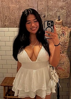 Franzy (Instagram) image 2 of 4