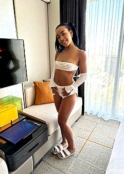 Freya Kennedy image 4 of 4