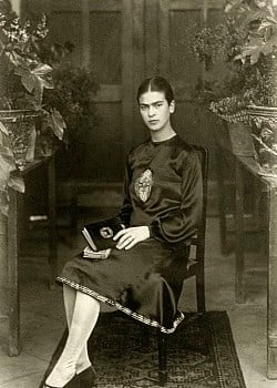 Frida Kahlo image 4 of 4