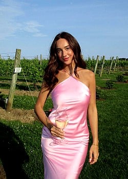 Gabby Karina image 2 of 2