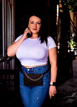 Gabby Stone image 3 of 4