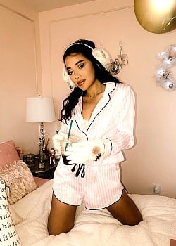 Gabriella Demartino image 2 of 3