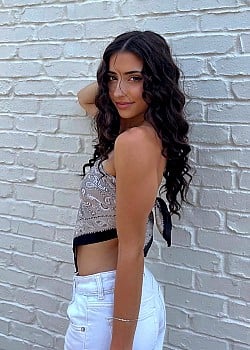 Gabriella Kaminski image 2 of 2