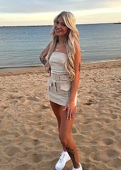 Gabriella Randle image 2 of 2