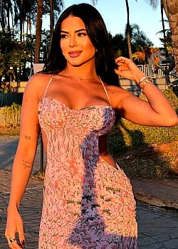 Gabriella Rodrigues image 1 of 4