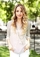 Gabrielle Bernstein profile photo