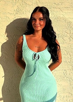 Gabrielle Bidon image 3 of 4