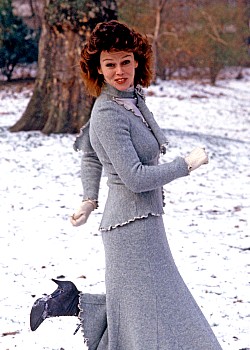 Gabrielle Drake image 2 of 4