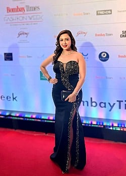 Garima Goel image 2 of 3