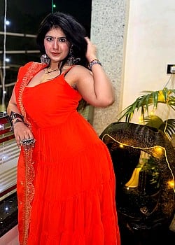 Garima Vohra image 4 of 4