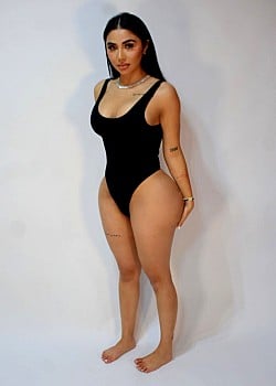 Gazelle Chavez image 2 of 4