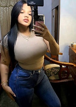 Geilyz Gonzalez image 2 of 3