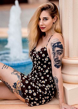 Gemma Collado image 2 of 2