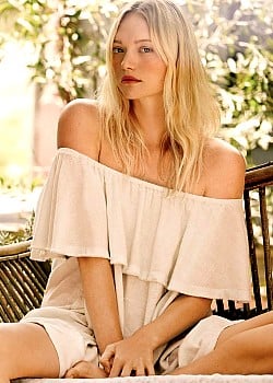 Gemma Ward image 2 of 4
